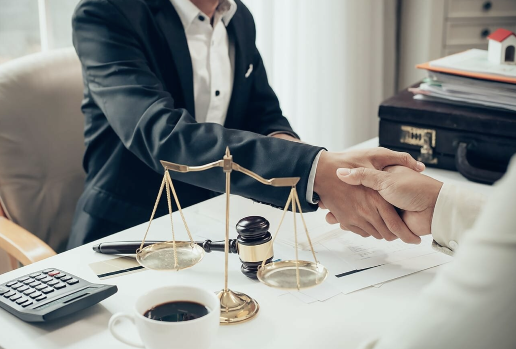 Юридичний аутсорсинг: ефективне рішення для договірної та консультативної підтримки бізнесу