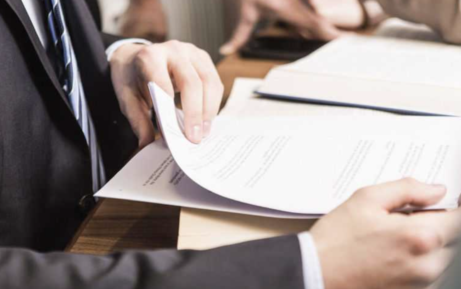 Корпоративні спори акціонерів та шляхи їх вирішення: практичний підхід Axel Legal