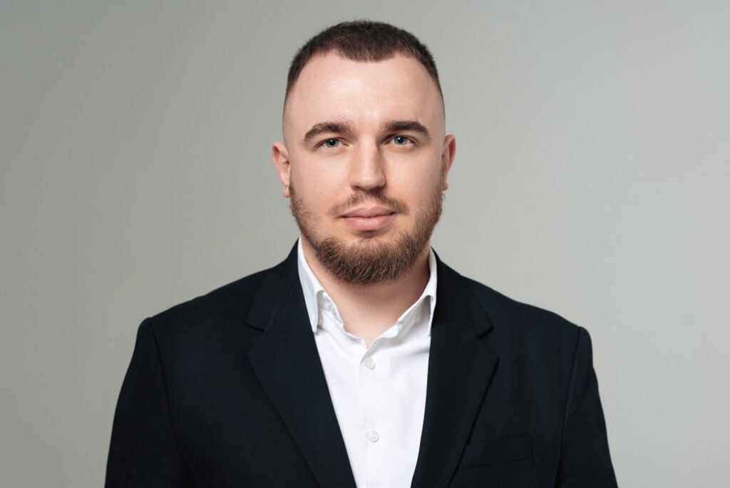 Чому у кримінальних справах не можна відмовлятися від адвоката?